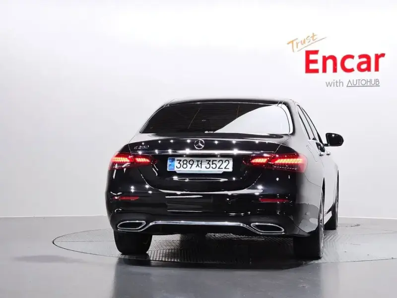 2023 Mercedes-Benz E-Класс с пробегом 52 213 км