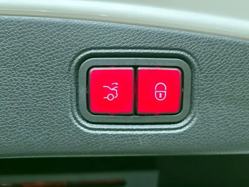 2022 Mercedes-Benz E-Класс с пробегом 50 083 км