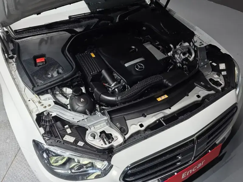 2022 Mercedes-Benz E-Класс с пробегом 21 073 км