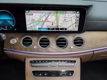 2022 Mercedes-Benz E-Класс с пробегом 21 073 км