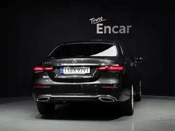 2023 Mercedes-Benz E-Класс с пробегом 13 476 км