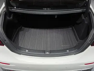 2022 Mercedes-Benz E-Класс с пробегом 21 073 км
