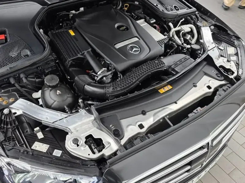 2023 Mercedes-Benz E-Класс с пробегом 13 476 км