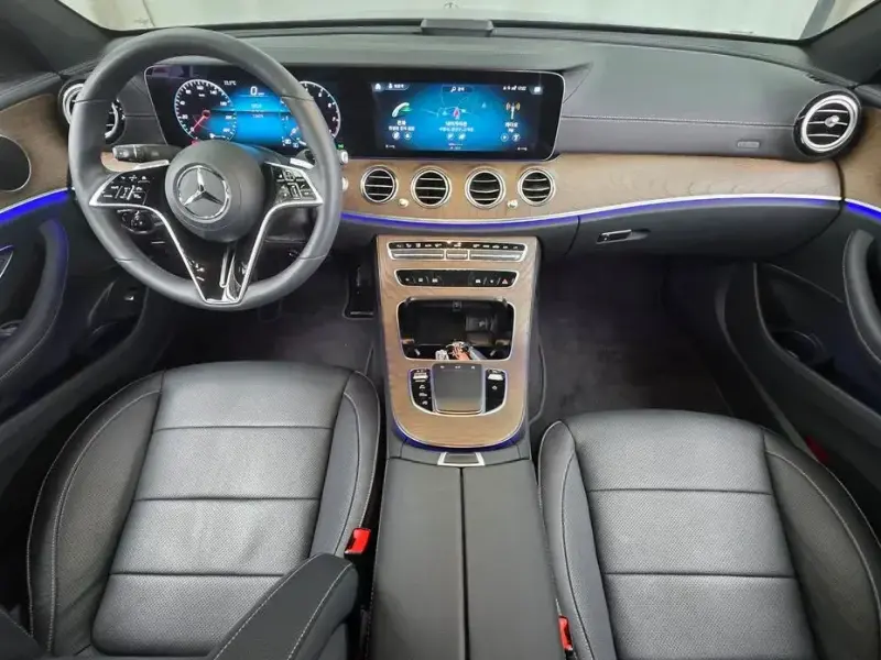 2023 Mercedes-Benz E-Класс с пробегом 13 476 км