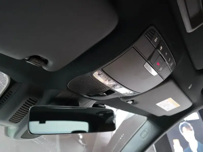 2022 Mercedes-Benz E-Класс с пробегом 21 073 км