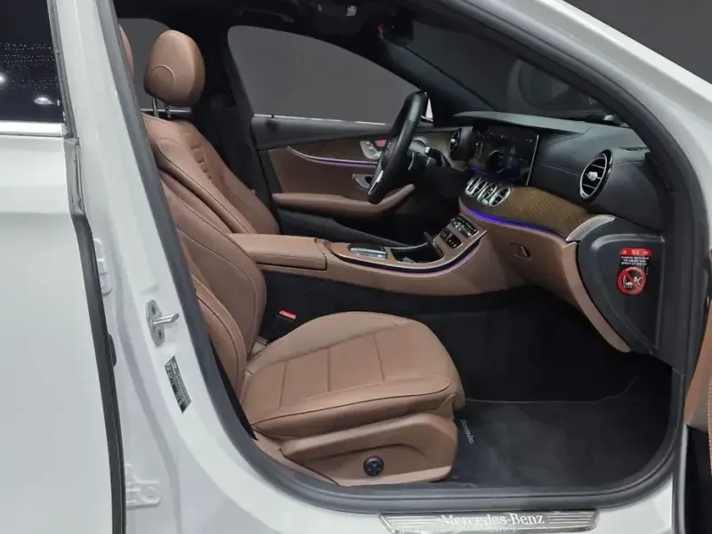 2022 Mercedes-Benz E-Класс с пробегом 21 073 км