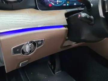 2022 Mercedes-Benz E-Класс с пробегом 21 073 км