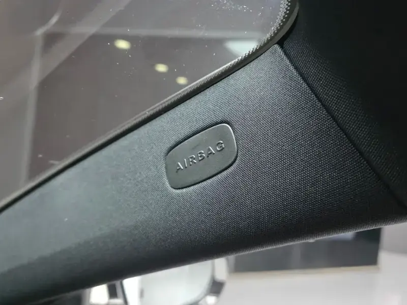 2022 Mercedes-Benz E-Класс с пробегом 21 073 км