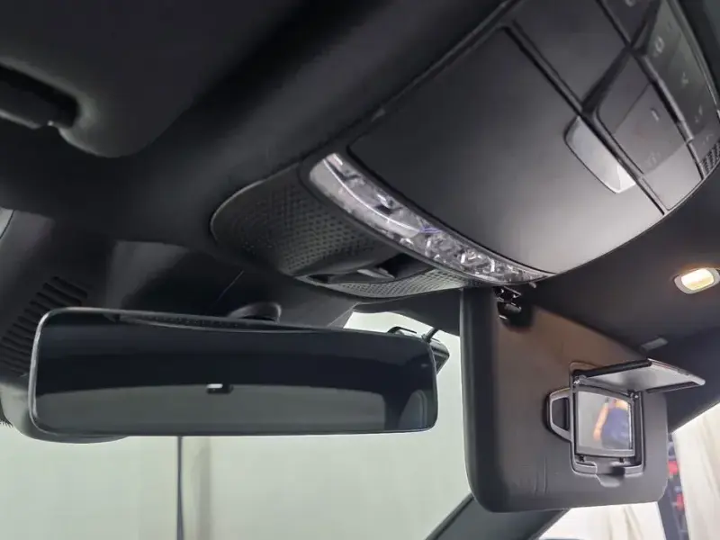 2023 Mercedes-Benz E-Класс с пробегом 13 476 км