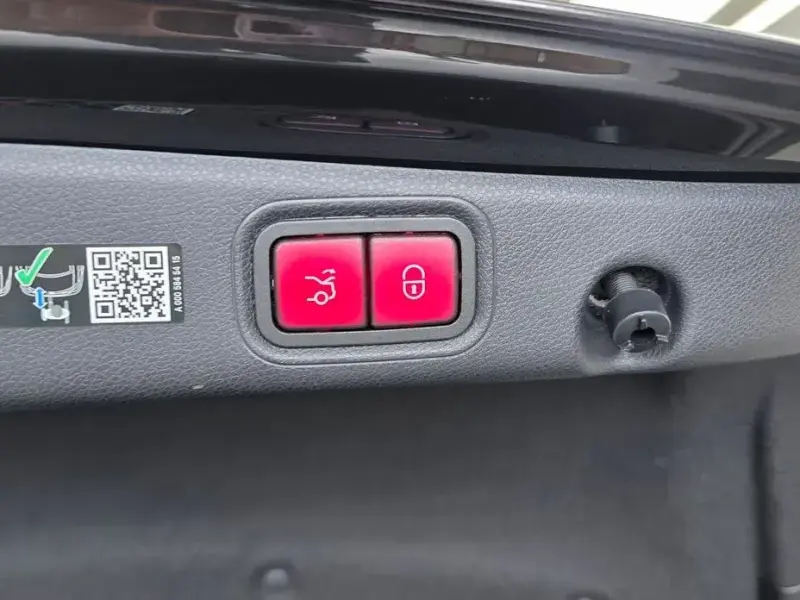2023 Mercedes-Benz E-Класс с пробегом 13 476 км