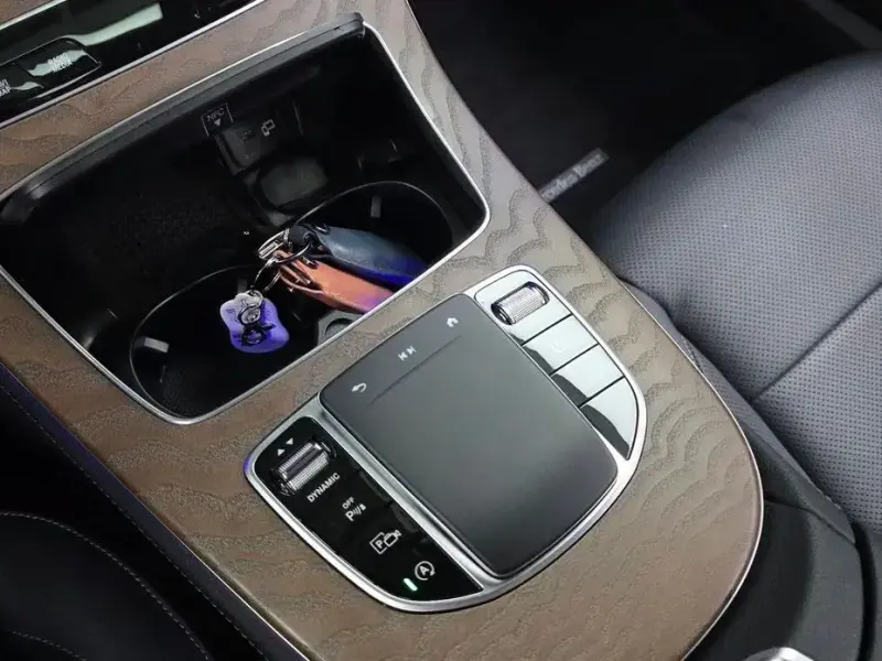 2023 Mercedes-Benz E-Класс с пробегом 13 476 км