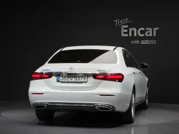 2021 Mercedes-Benz E-Класс с пробегом 156 974 км