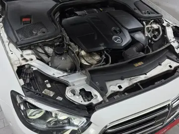 2021 Mercedes-Benz E-Класс с пробегом 156 974 км
