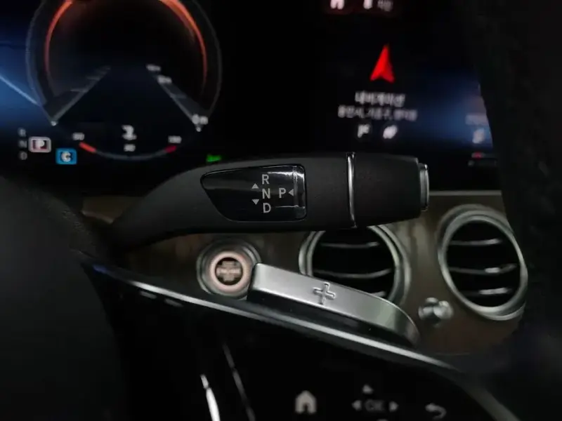 2021 Mercedes-Benz E-Класс с пробегом 156 974 км