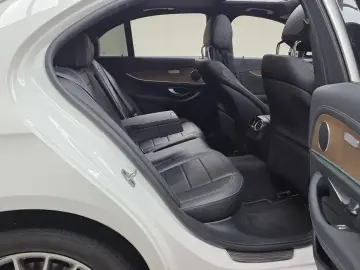 2021 Mercedes-Benz E-Класс с пробегом 156 974 км
