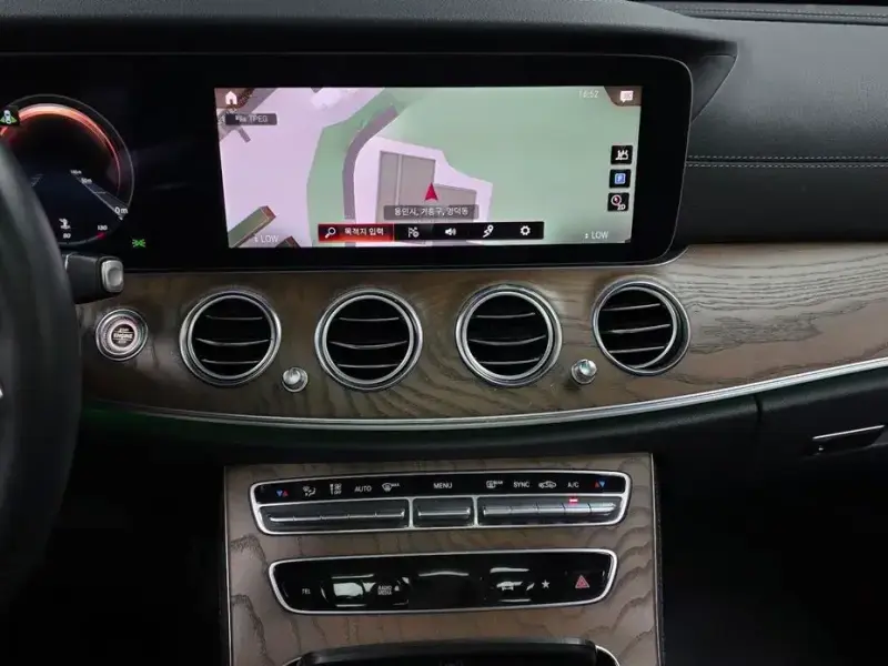 2021 Mercedes-Benz E-Класс с пробегом 156 974 км