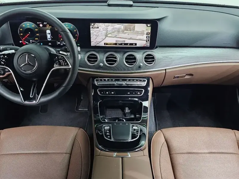 2023 Mercedes-Benz E-Класс с пробегом 16 670 км