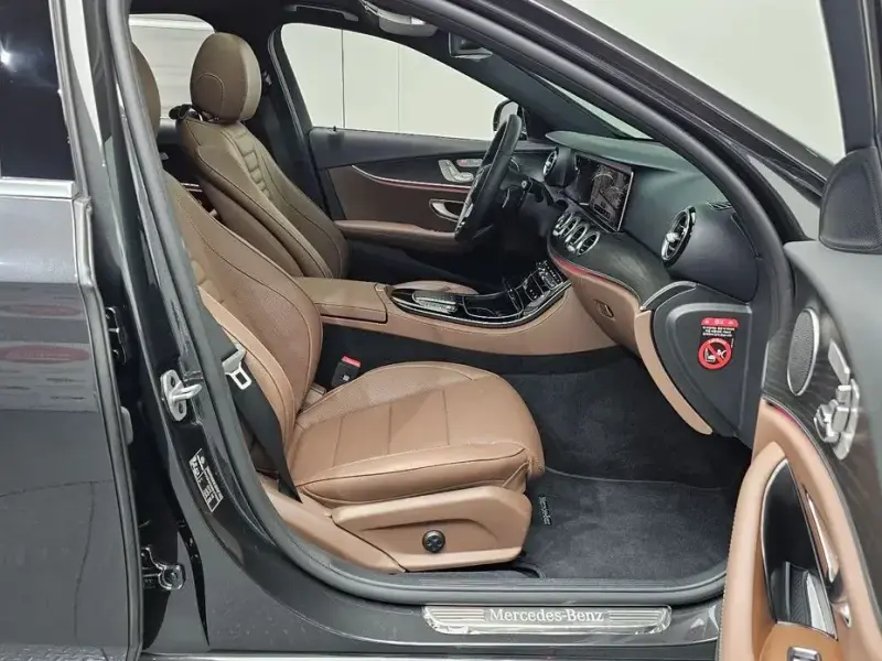 2023 Mercedes-Benz E-Класс с пробегом 16 670 км