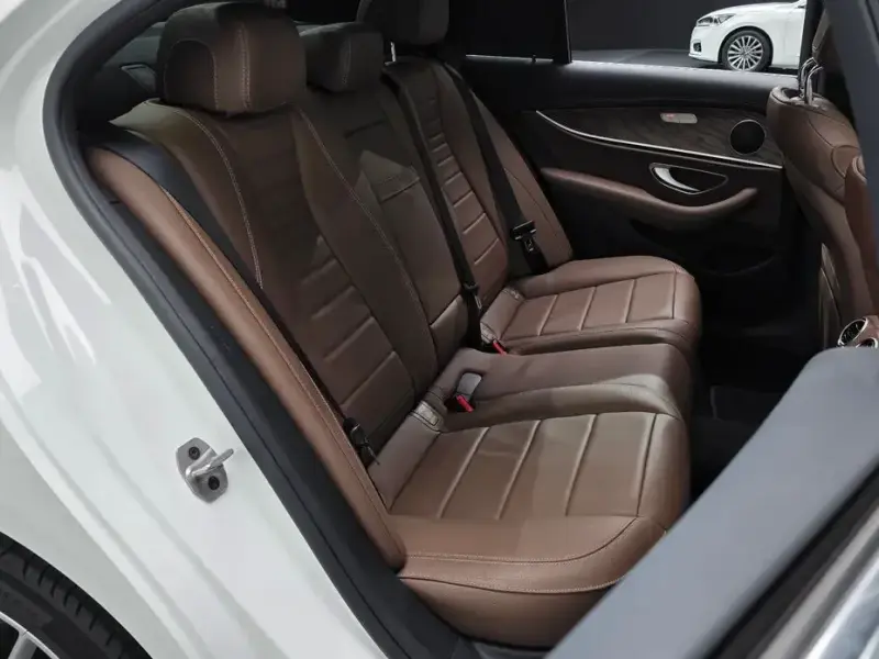 2023 Mercedes-Benz E-Класс с пробегом 47 849 км