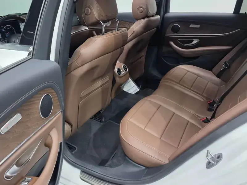 2023 Mercedes-Benz E-Класс с пробегом 47 849 км