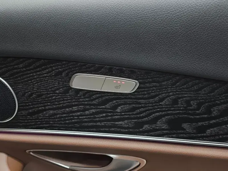 2023 Mercedes-Benz E-Класс с пробегом 16 670 км