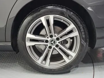 2023 Mercedes-Benz E-Класс с пробегом 16 670 км