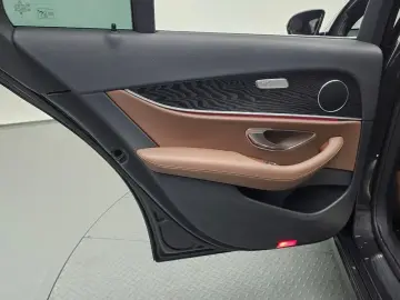 2023 Mercedes-Benz E-Класс с пробегом 16 670 км