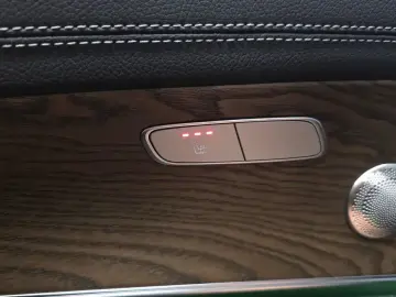 2023 Mercedes-Benz E-Класс с пробегом 20 721 км