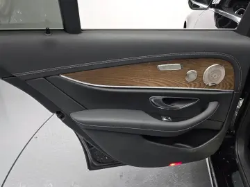 2023 Mercedes-Benz E-Класс с пробегом 20 721 км