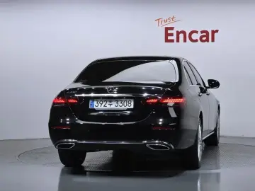 2023 Mercedes-Benz E-Класс с пробегом 32 999 км