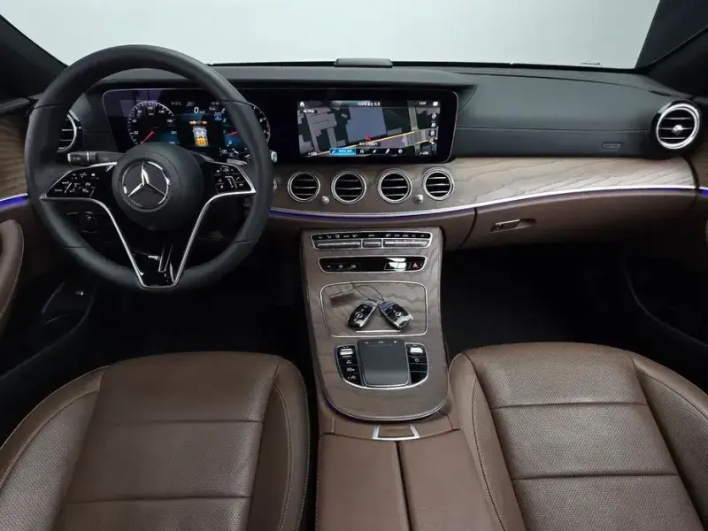 2023 Mercedes-Benz E-Класс с пробегом 32 999 км