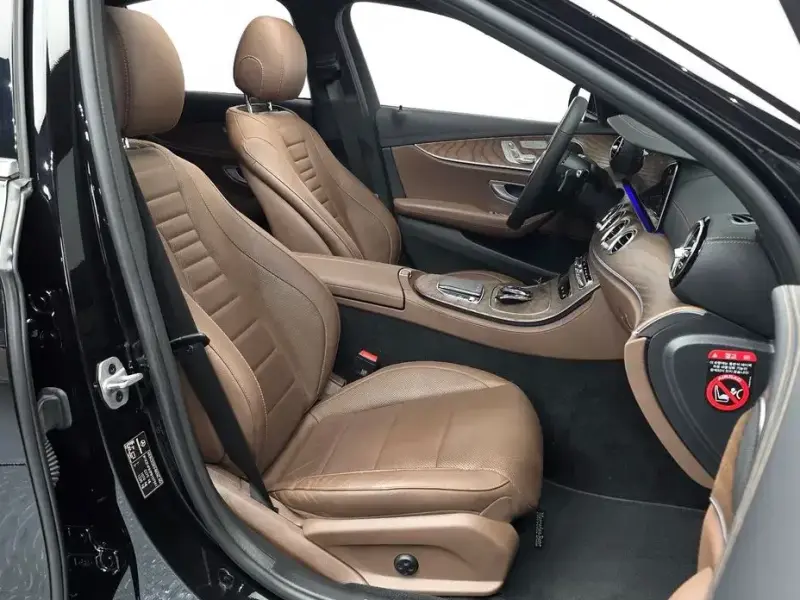 2023 Mercedes-Benz E-Класс с пробегом 32 999 км