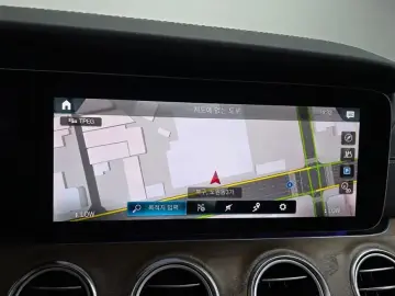 2023 Mercedes-Benz E-Класс с пробегом 32 999 км