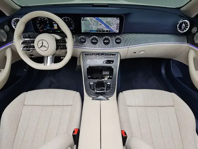 2023 Mercedes-Benz E-Класс с пробегом 18 705 км