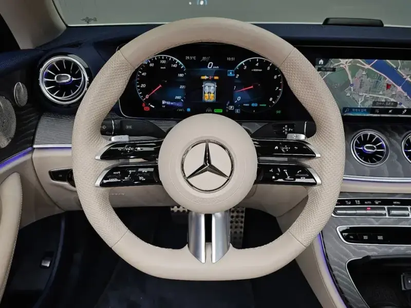2023 Mercedes-Benz E-Класс с пробегом 18 705 км
