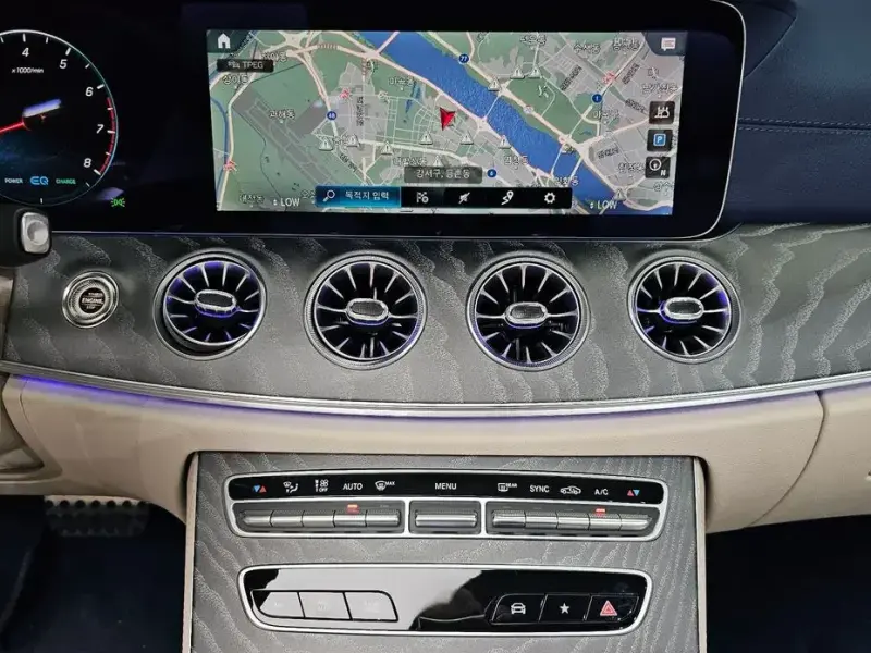 2023 Mercedes-Benz E-Класс с пробегом 18 705 км
