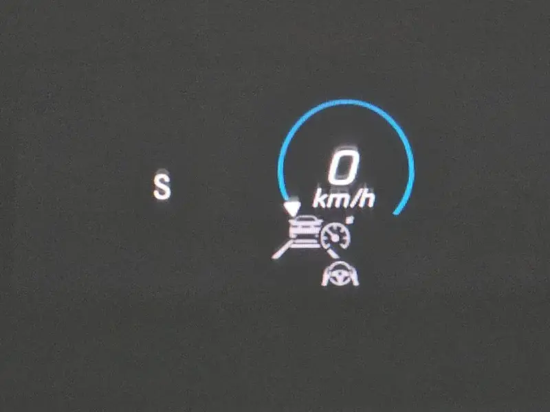 2023 Mercedes-Benz E-Класс с пробегом 18 705 км