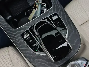 2023 Mercedes-Benz E-Класс с пробегом 18 705 км