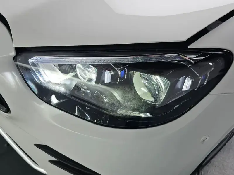 2023 Mercedes-Benz E-Класс с пробегом 18 705 км