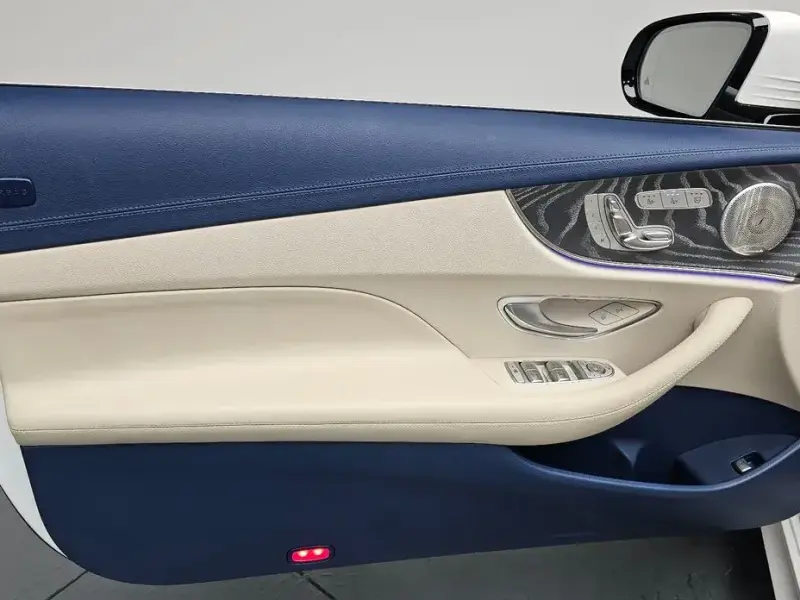 2023 Mercedes-Benz E-Класс с пробегом 18 705 км