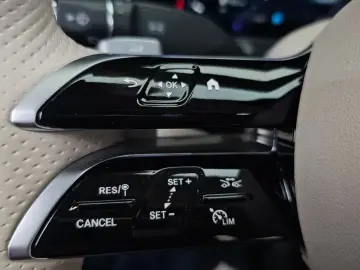 2023 Mercedes-Benz E-Класс с пробегом 18 705 км