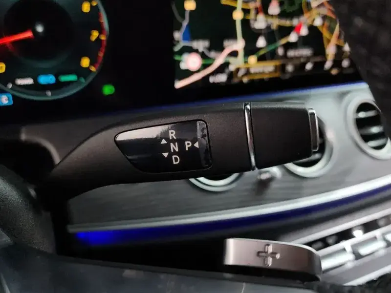 2023 Mercedes-Benz E-Класс с пробегом 41 491 км