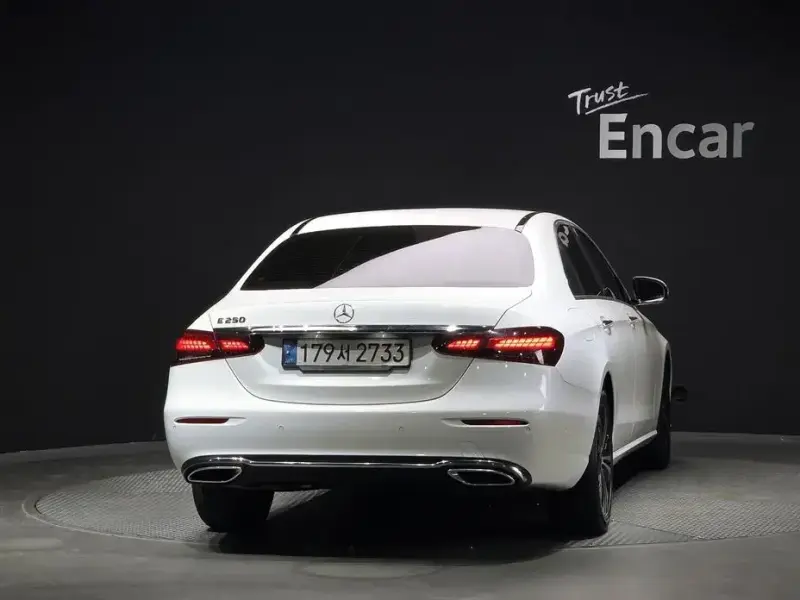 2021 Mercedes-Benz E-Класс с пробегом 62 890 км
