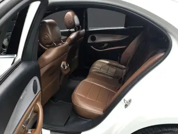 2021 Mercedes-Benz E-Класс с пробегом 62 890 км