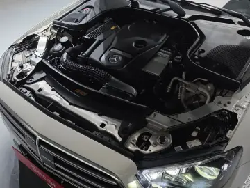 2022 Mercedes-Benz E-Класс с пробегом 28 246 км