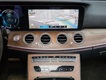2022 Mercedes-Benz E-Класс с пробегом 28 246 км
