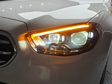 2022 Mercedes-Benz E-Класс с пробегом 28 246 км