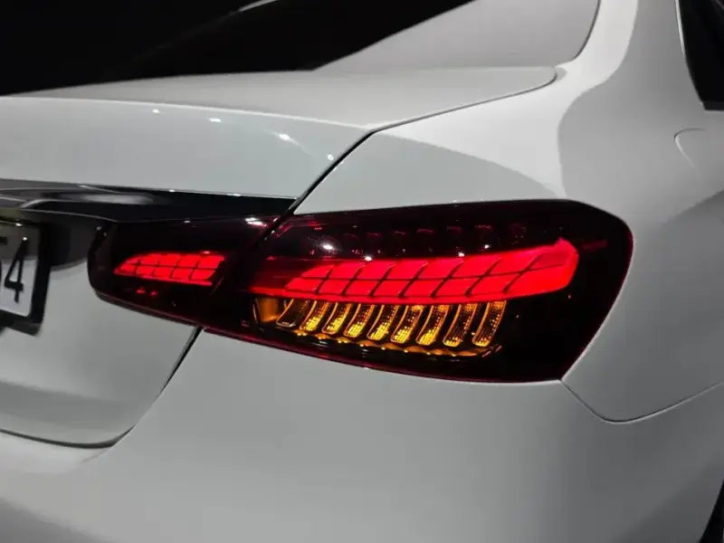 2022 Mercedes-Benz E-Класс с пробегом 28 246 км