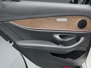 2022 Mercedes-Benz E-Класс с пробегом 28 246 км