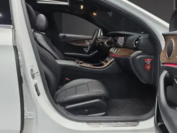2022 Mercedes-Benz E-Класс с пробегом 28 246 км